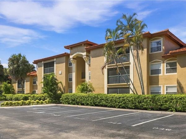 8930 Colonnades CT E, Unit 635, BONITA SPRINGS, FL 34135