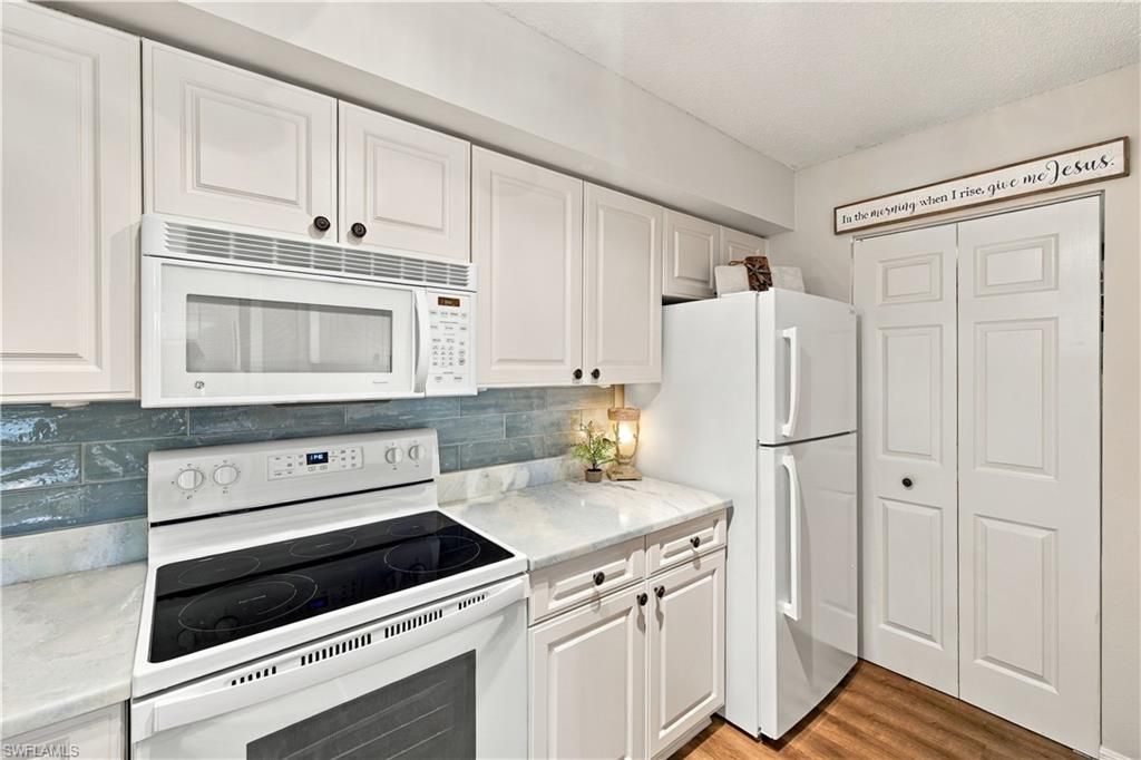 8930 Colonnades Ct E, Unit 635, Bonita Springs, FL 34135 Photo