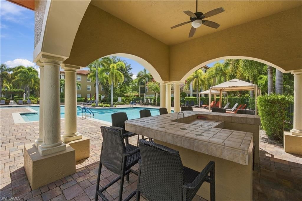 8930 Colonnades Ct E, Unit 635, Bonita Springs, FL 34135 Photo