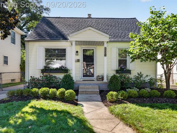 1110 Bauman Avenue, Royal Oak, Mi 48073