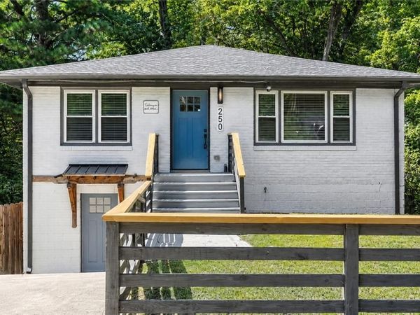 250 Holly Road NW, Atlanta, GA 30314