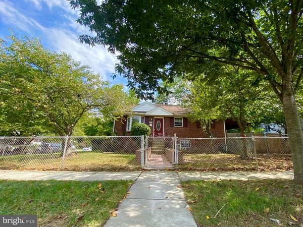 8611 22ND AVENUE, HYATTSVILLE, MD 20783