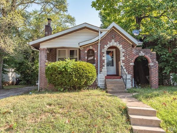 6303 Dardanella Avenue , Pine Lawn, MO 63121
