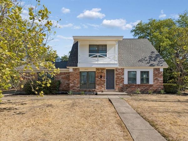 2047 Abshire Lane , Dallas, TX 75228