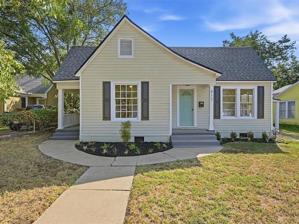 917 N Woods Street , Sherman, TX 75092