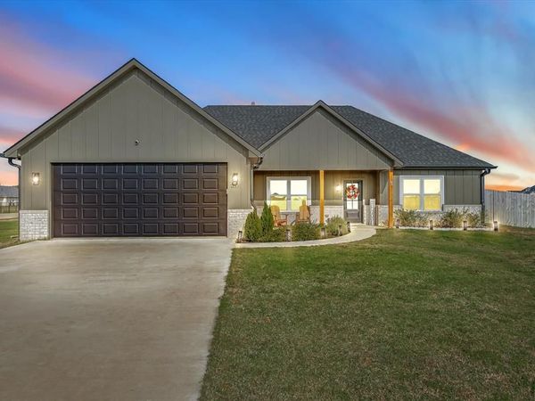 12608 CR 499 , Lindale, TX 75771