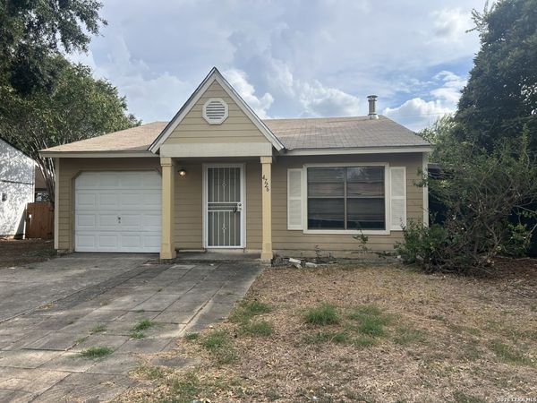 4726 SWANN LN, Kirby, TX 78219