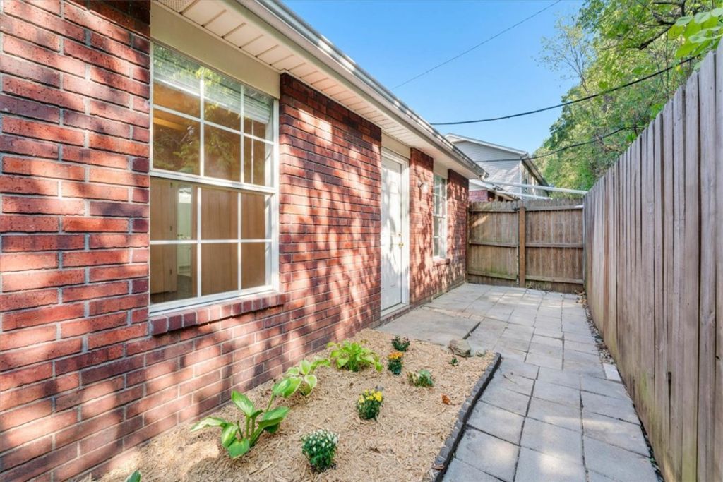 1246 N Iron Horse Drive, Fayetteville, AR 72703 Main Photo
