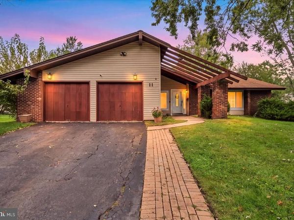 11 CHADWICK AVE, MARLTON, NJ 08053