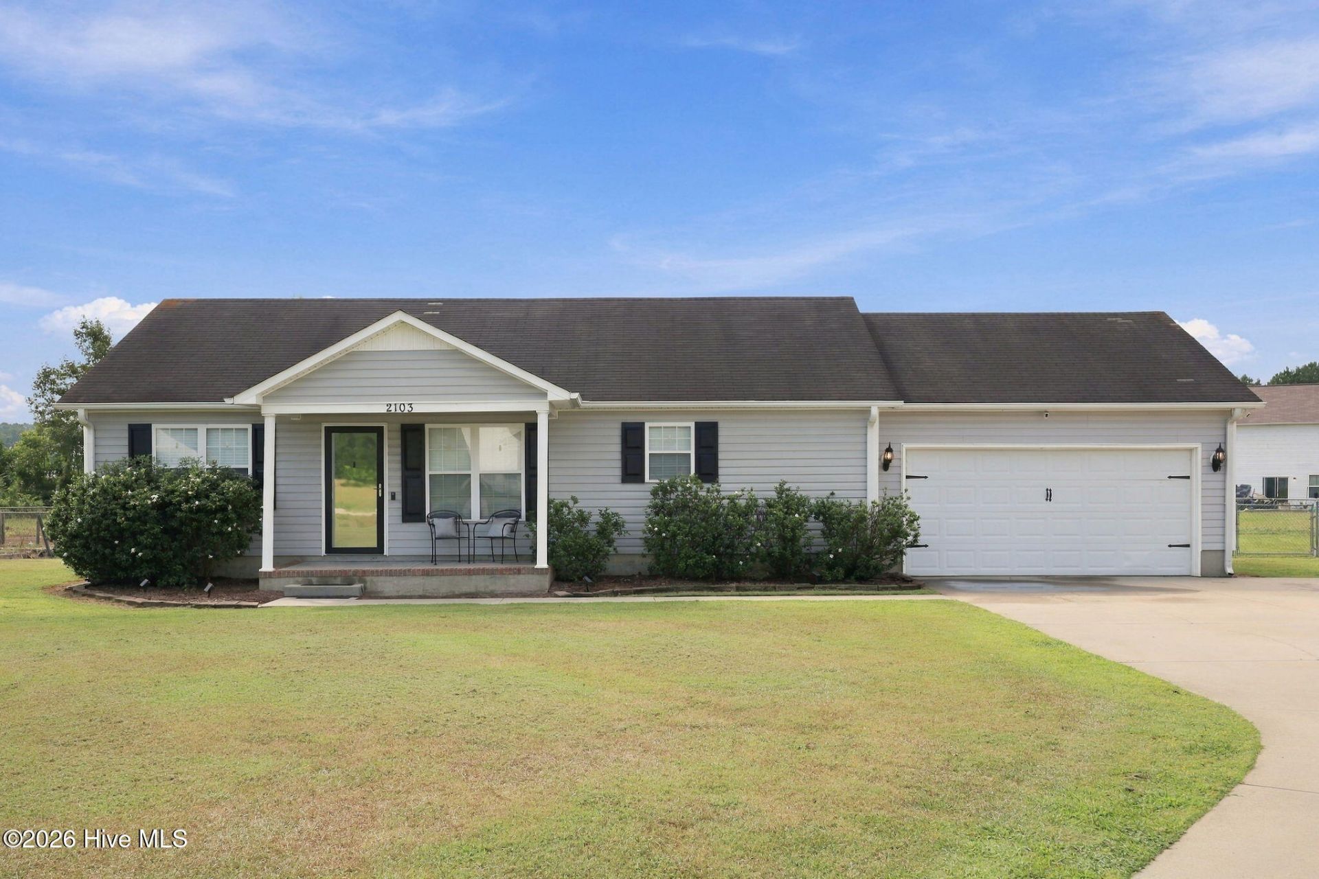 2103 Deerwood Lane, Kinston, NC 28504 Main Photo
