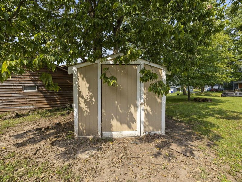 437 Rosslyn Avenue , Columbus, OH 43214 Photo 17