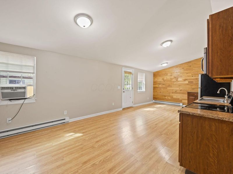 437 Rosslyn Avenue , Columbus, OH 43214 Photo 5