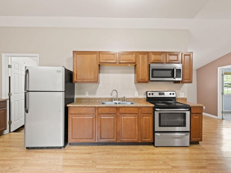 437 Rosslyn Avenue , Columbus, OH 43214 Photo 7
