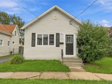 32 Park Avenue, Tonawanda, NY 14150