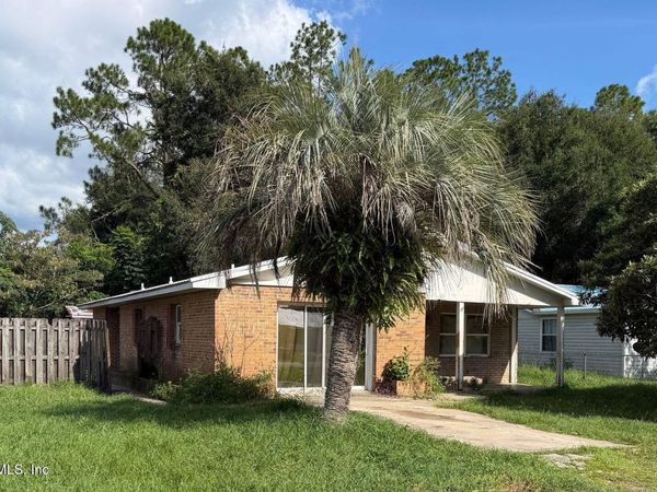 131 PARK Road, Interlachen, FL 32148