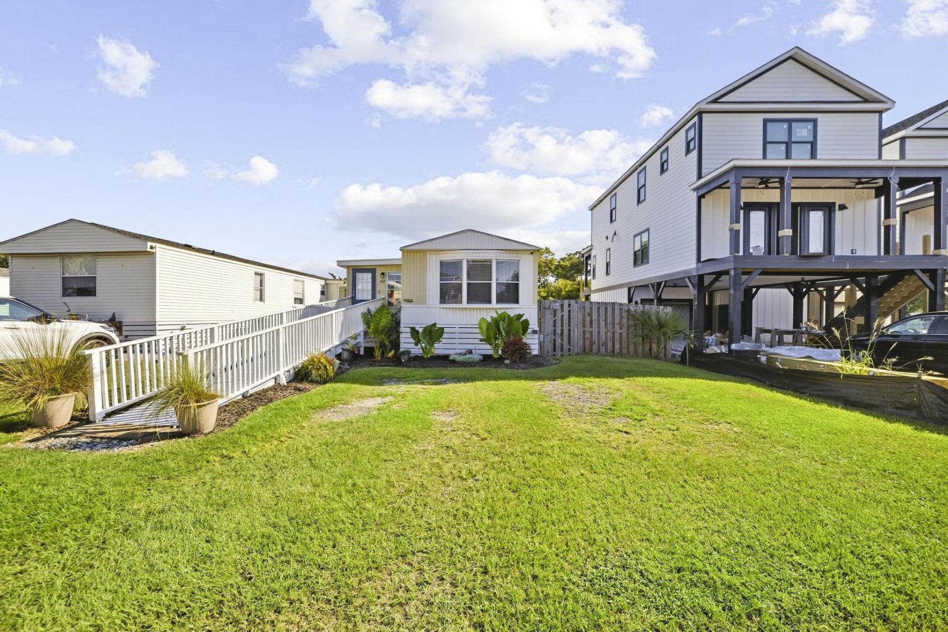 412 Seabreeze Dr. Photo 14