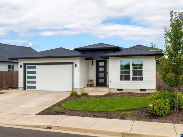 1353 Dalton Ct, Monmouth, OR 97361