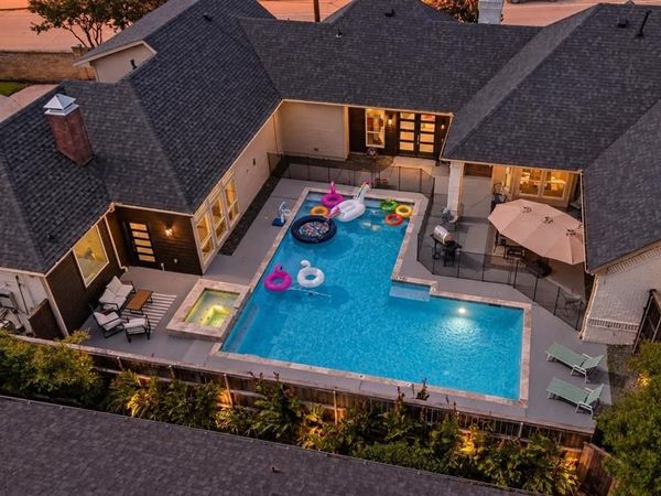 17327 Davenport Road, Dallas, TX 75248