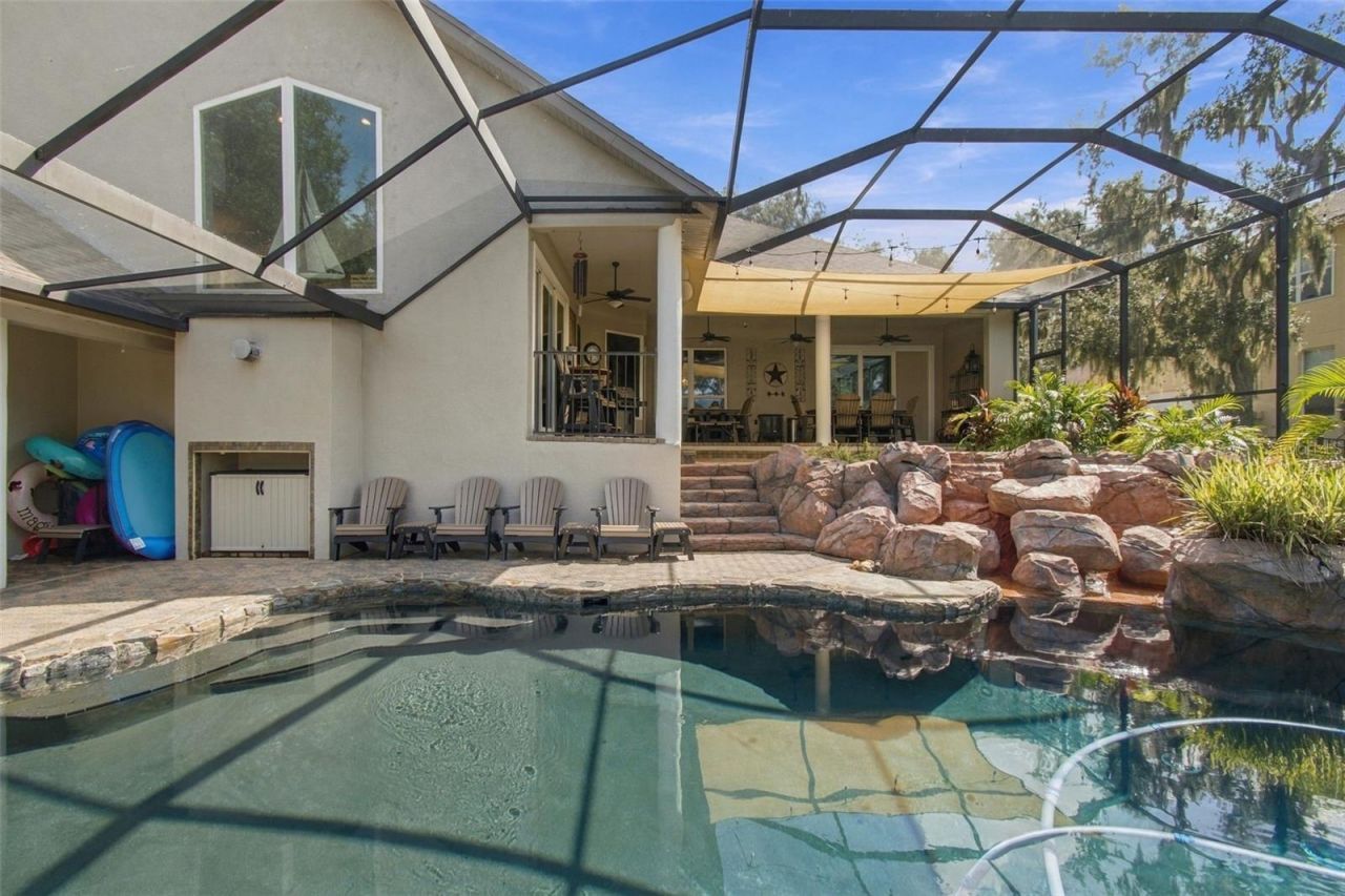 5105 Sylvan Oaks Drive, Valrico, FL 33596 Photo