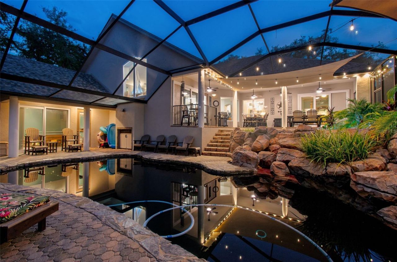 5105 Sylvan Oaks Drive, Valrico, FL 33596 Photo