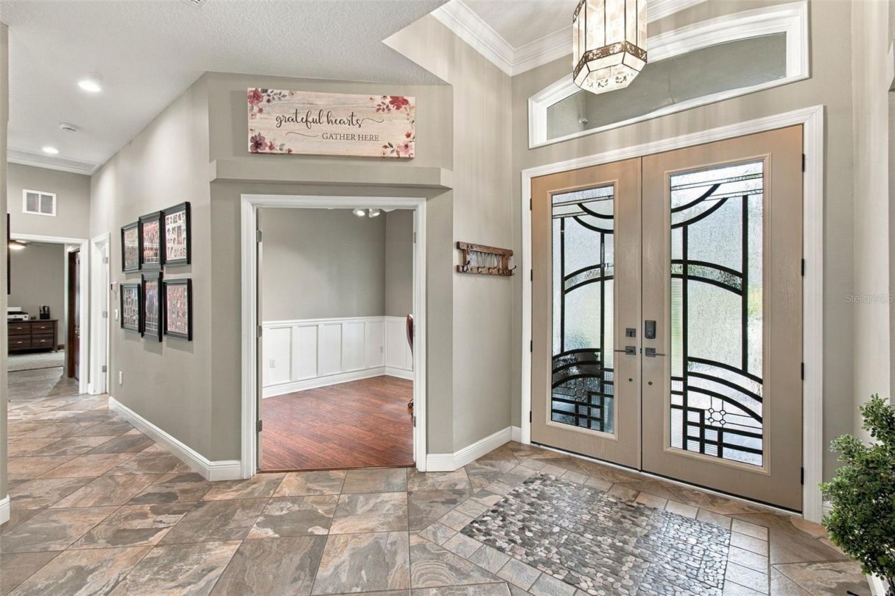5105 Sylvan Oaks Drive, Valrico, FL 33596 Photo