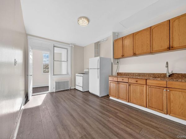 74 Oak Street , Unit 1A, Yonkers, NY 10701