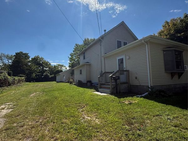 7 Park Avenue, Patchogue, NY 11772