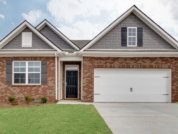 5050 Strawberry Place, White House, TN 37188