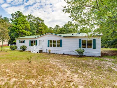 894 St Pauls Church Circle , Camden, SC 29020