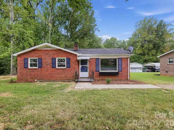 1912 Carpenter Street , Shelby, NC 28150