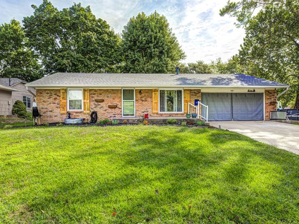 907 Cragwood Court, Plainfield, IN 46168