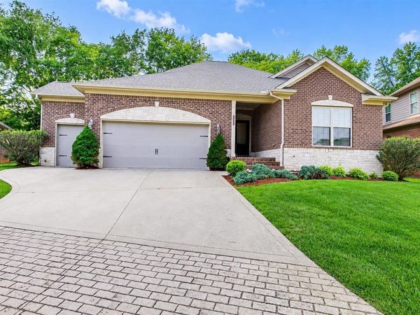 239 Chippewa Drive , Bowling Green, KY 42103