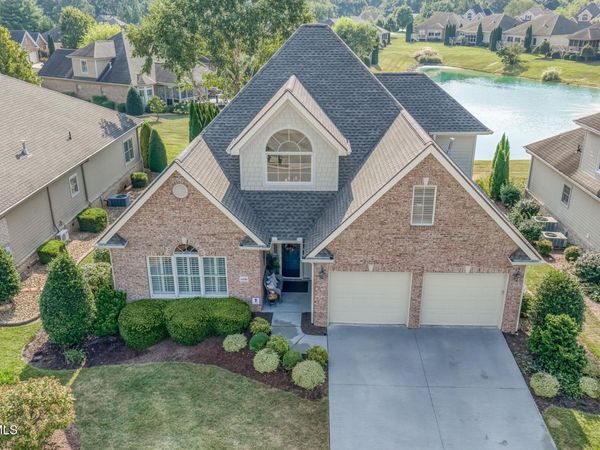 1036 Waterbrooke Lane, Johnson City, TN 37604
