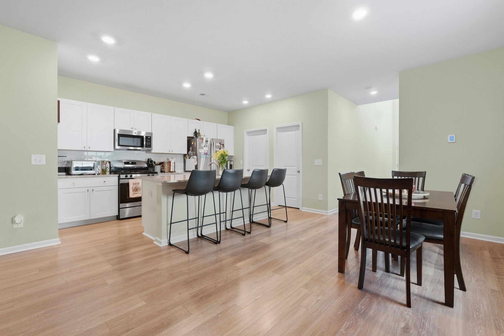 360 Matuskovic Drive Photo 13