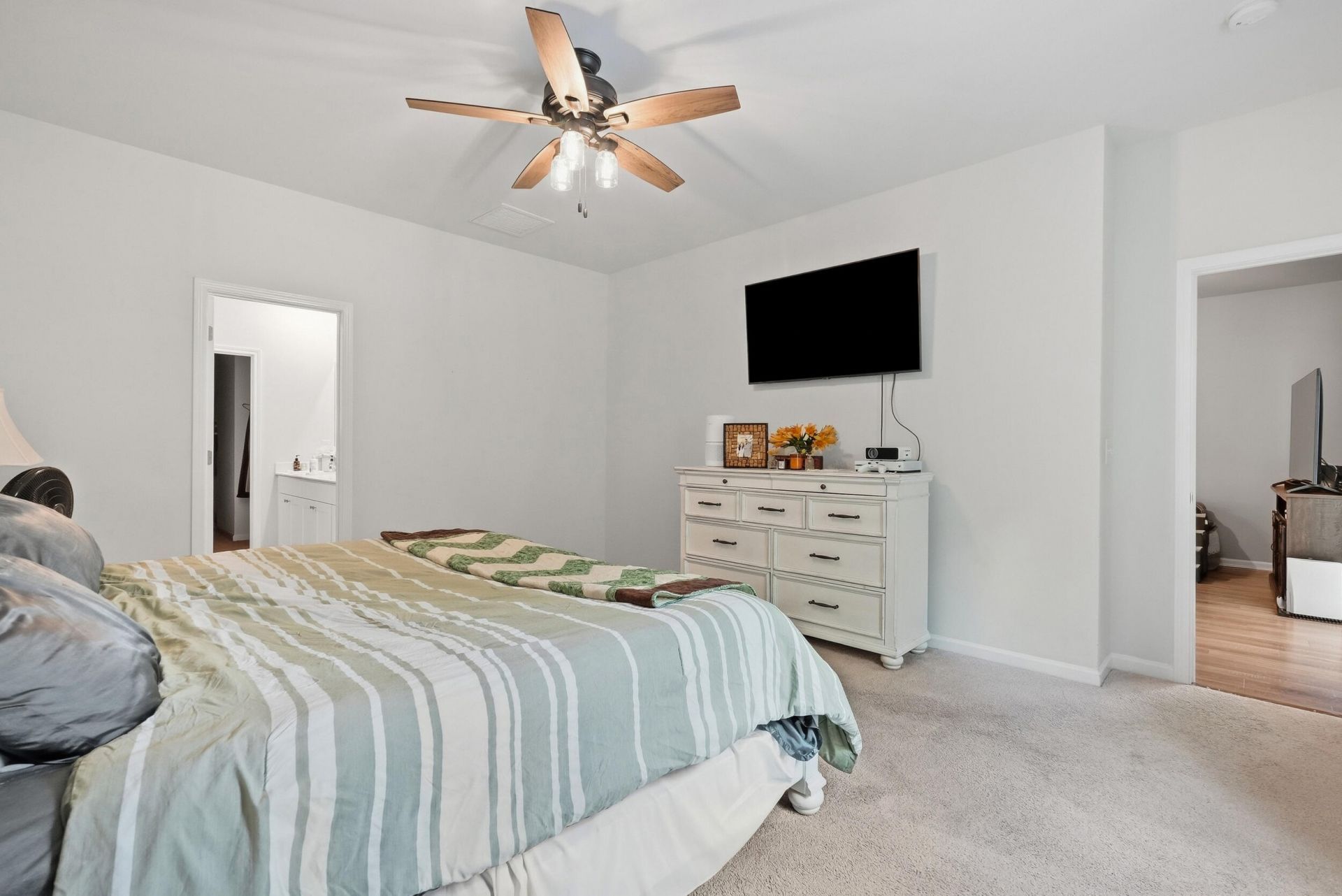 360 Matuskovic Drive Photo 21