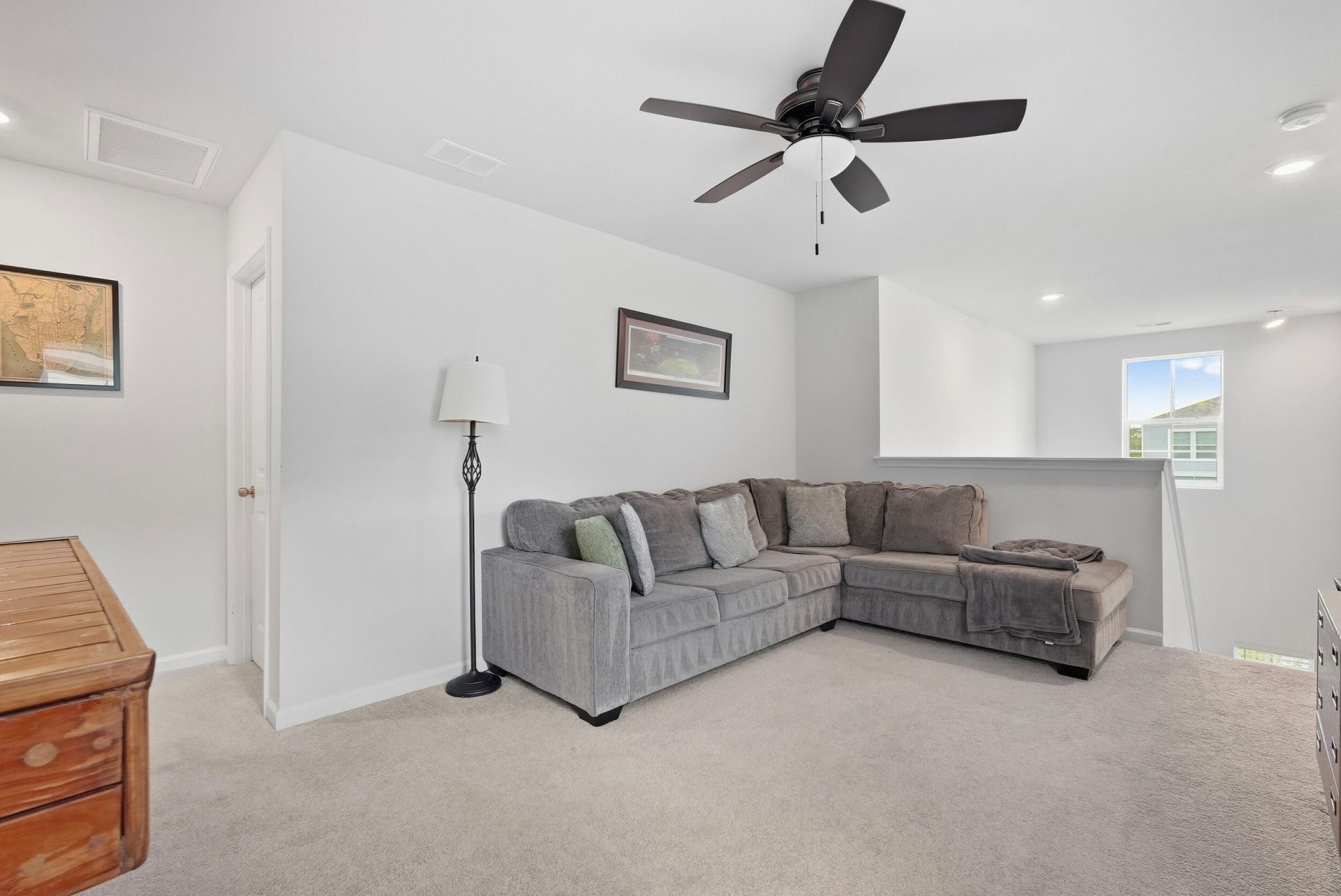 360 Matuskovic Drive Photo 28