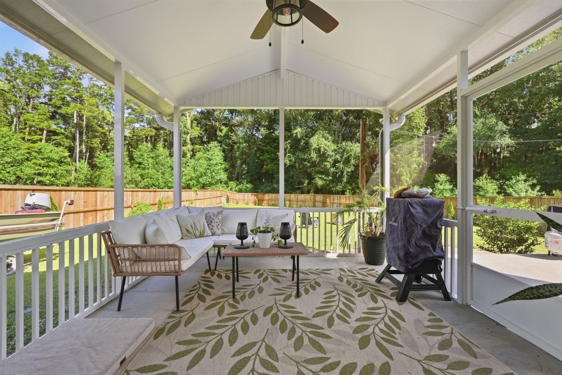 360 Matuskovic Drive Photo 36
