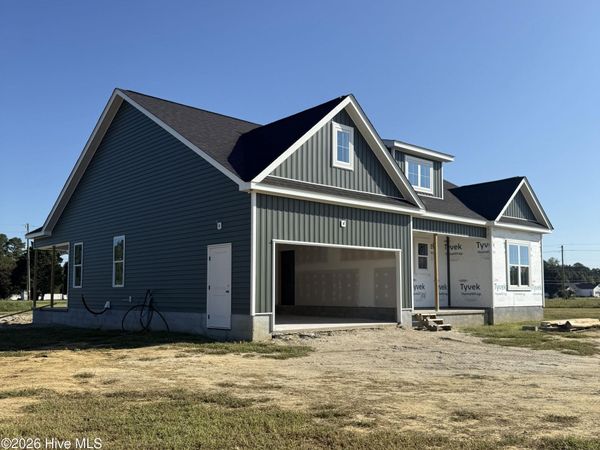 826 Cleo Road , Winterville, NC 28590