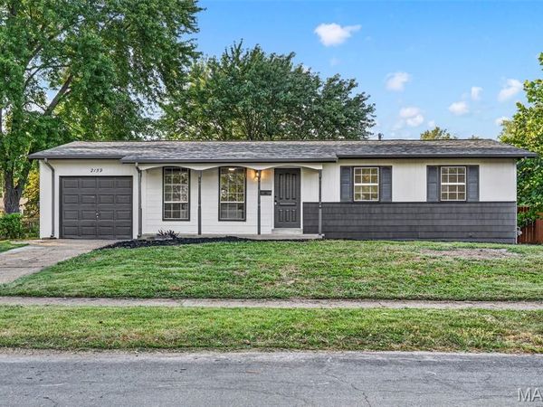 2159 Aristocrat Drive, Florissant, MO 63031
