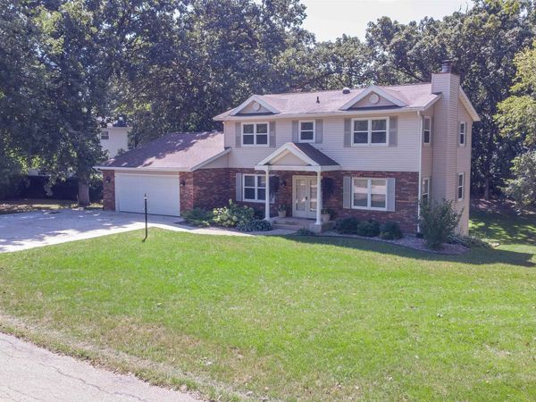 732 Santa Fe Drive, FREEPORT, IL 61032