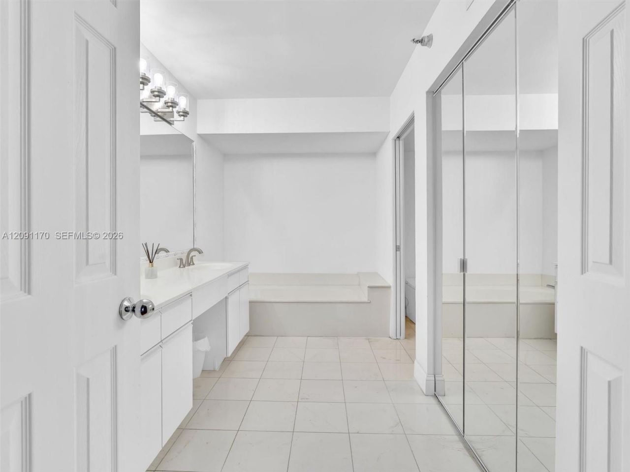 3530 Mystic Pointe Dr , Unit 2002, Aventura, FL 33180 Photo
