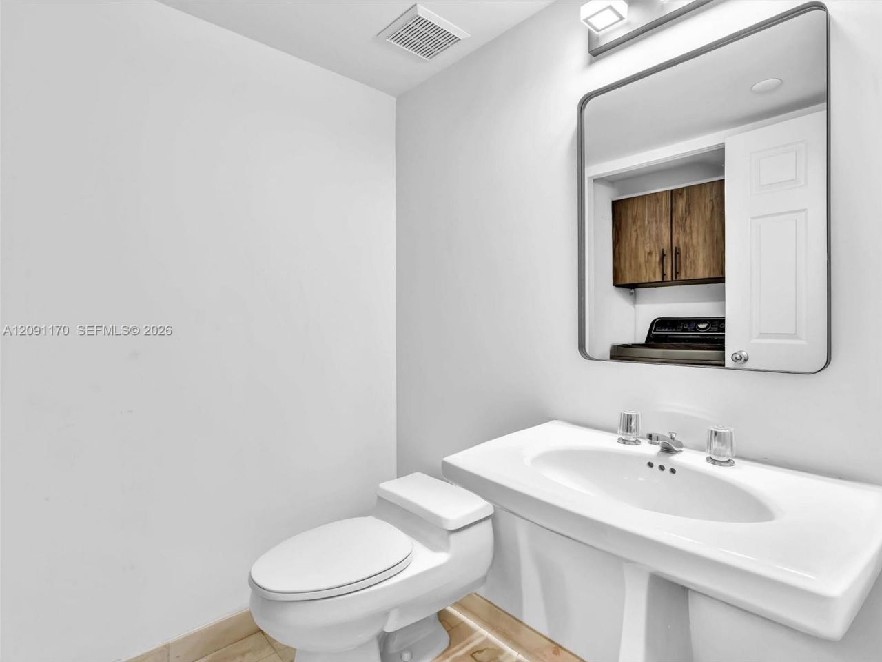 3530 Mystic Pointe Dr , Unit 2002, Aventura, FL 33180 Photo