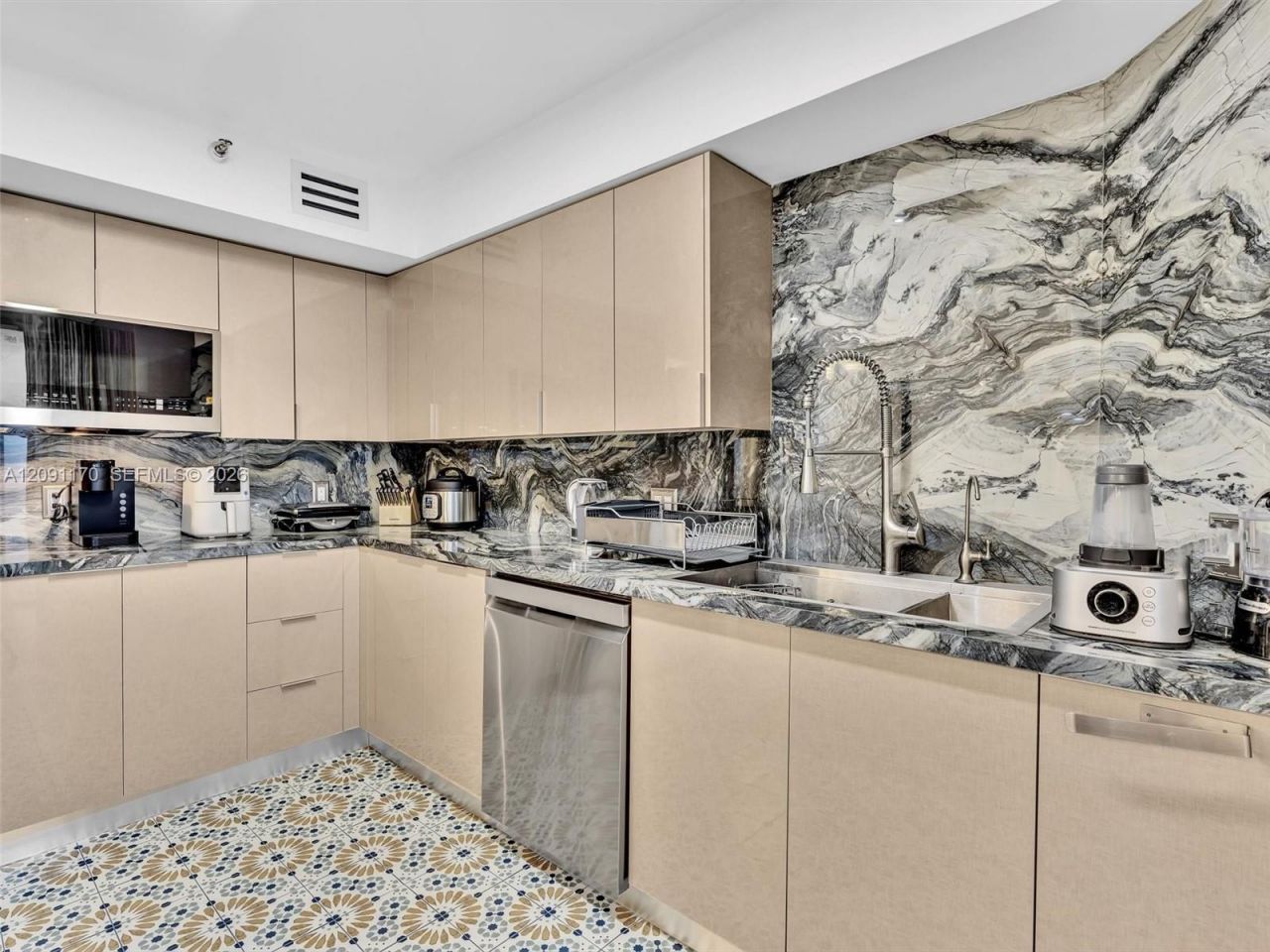 3530 Mystic Pointe Dr , Unit 2002, Aventura, FL 33180 Photo