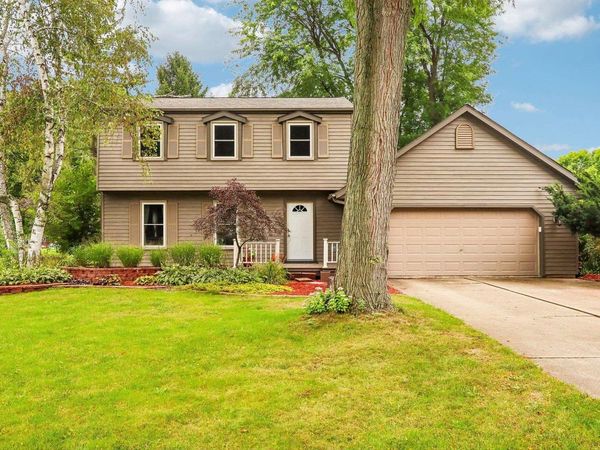 7134 S Hill Road, Deforest, WI 53532