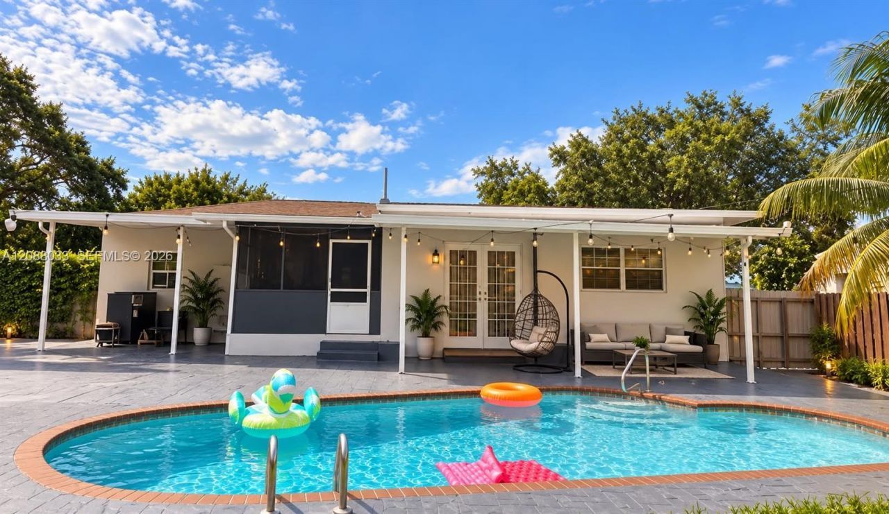 Please Call For Address, Miami, FL 33155 Photo