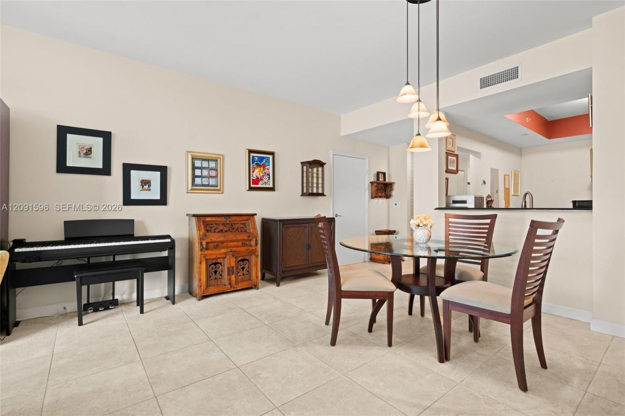 3340 NE 190th St, Unit 708, Aventura, FL 33180 Photo