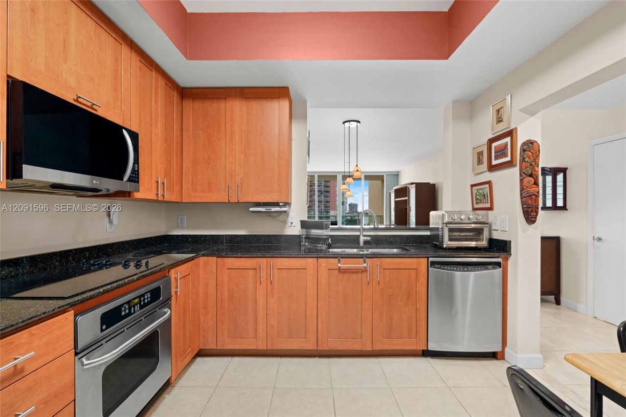 3340 NE 190th St, Unit 708, Aventura, FL 33180 Photo