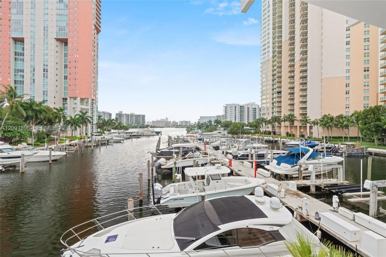 3340 NE 190th St, Unit 708, Aventura, FL 33180 Photo