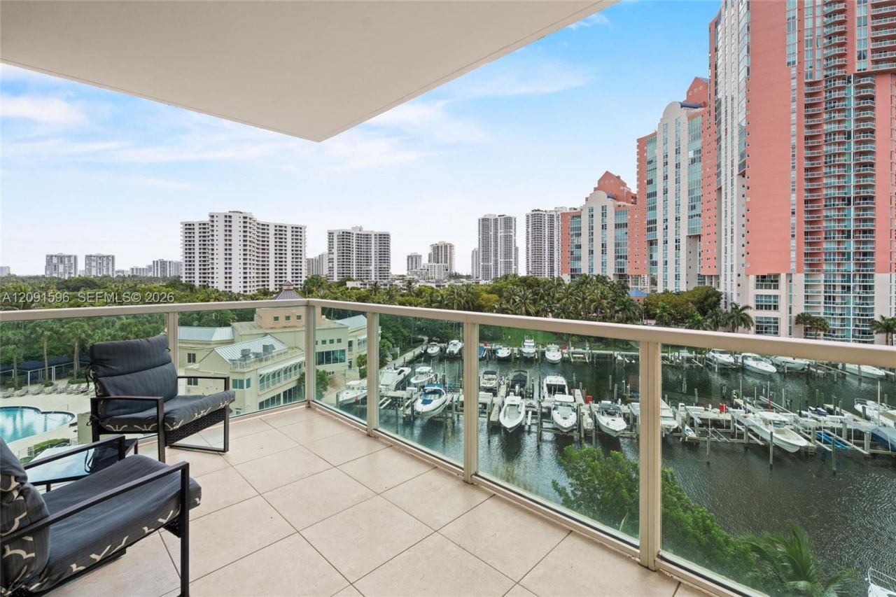 3340 NE 190th St, Unit 708, Aventura, FL 33180 Photo