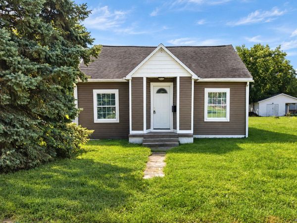 205 E South Street, Fort Branch, IN 47648